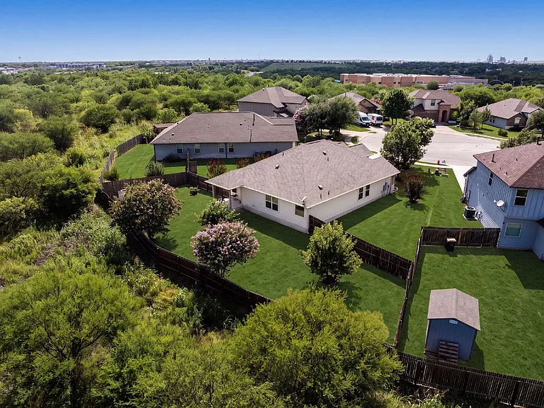 6097 Heron Dr — Photo 43