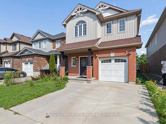 2nd image of 242 Moorlands Cres S