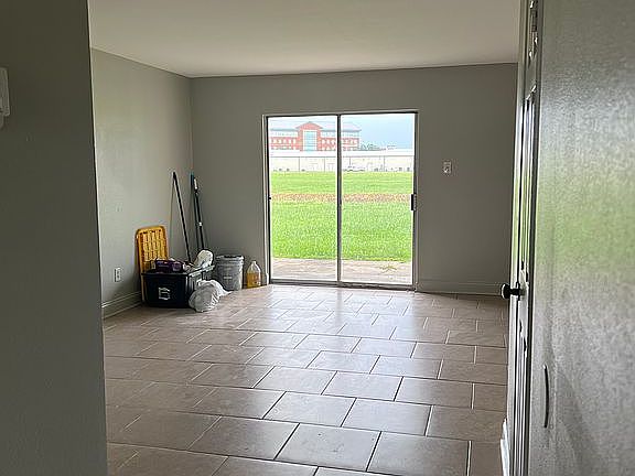 3rd image of 145 Alice Dr