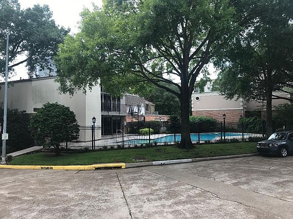 4th image of 15029 Kimberley Ct