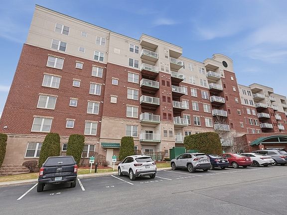 2nd image of 36 Village Rd APT 613