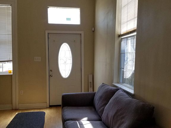 5th image of 2759 Iberville St