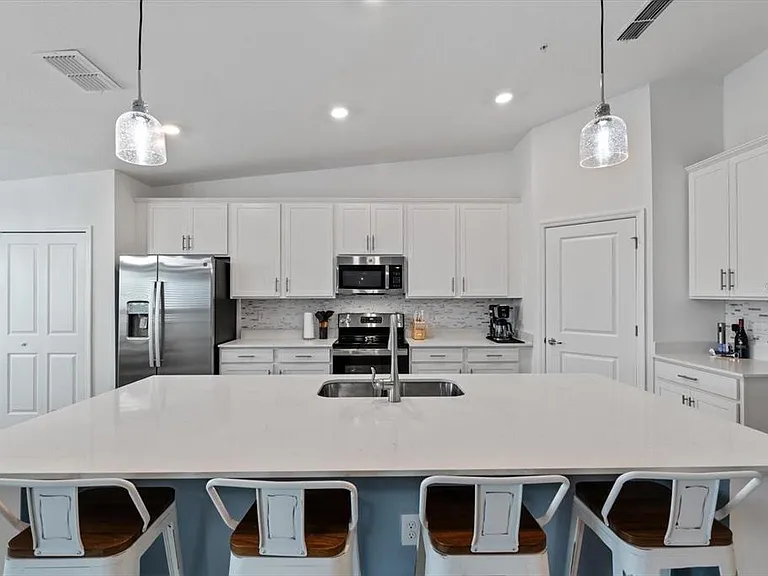 12440 Wellen Golf St #203 — Photo 9