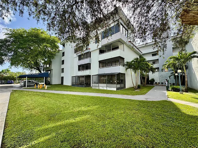 8215 SW 152nd Ave #G-304 — Photo 46