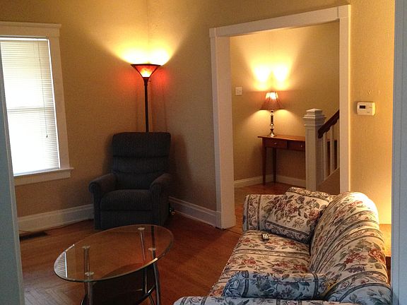 LIVING ROOM FROM DNG RM