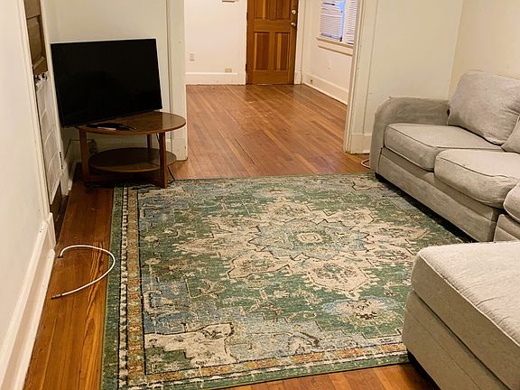 5th image of 1031 Broadway St #1031