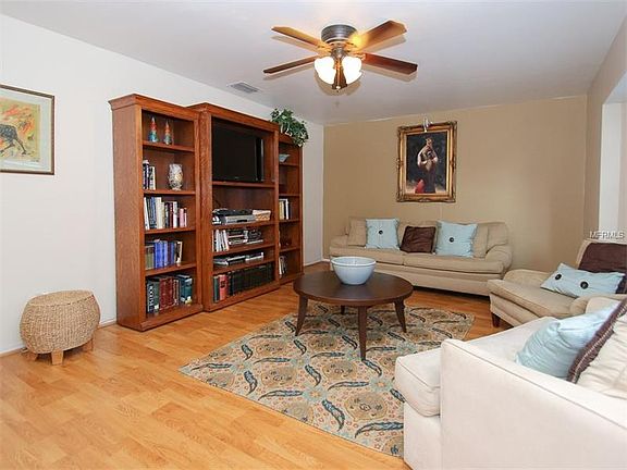 4th image of 8426 Stillbrook Ave