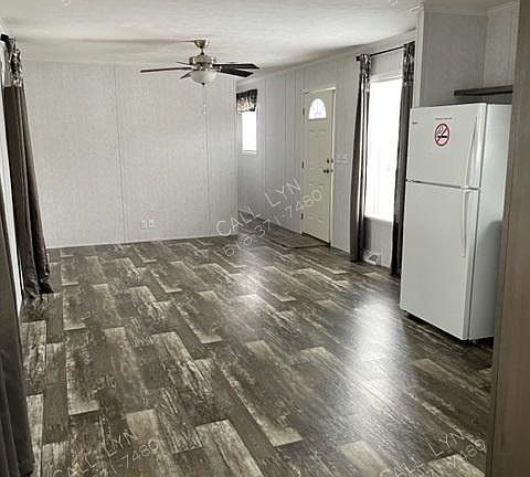 3rd image of 230 Halfmoon Cir