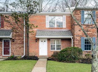 23 Sycamore Ct, Lawrence Township, NJ 08648