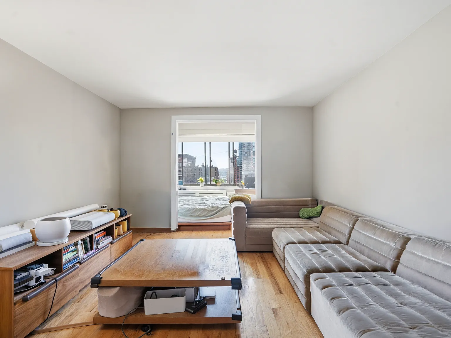 792 Columbus Avenue — Photo 2