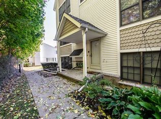 56 Portsmouth Ct, Hamburg Boro, NJ 07419