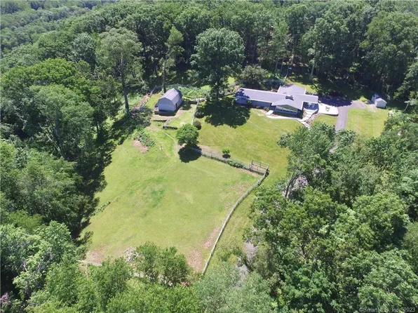 26 Parmalee Hill Road, Newtown, CT 06470