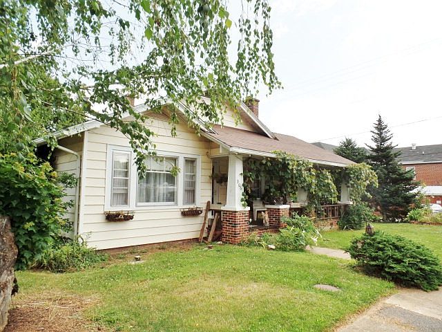 1st image of 306 Murphy St
