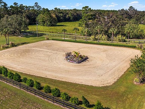 3rd image of 4520 NW 95th Avenue Rd