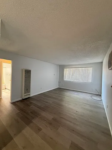 2940 31st St Photo 1