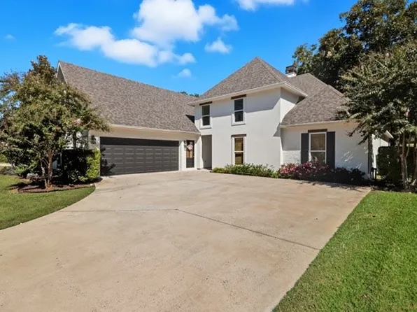 8927 Beau Chasse Dr, Shreveport, LA 71115