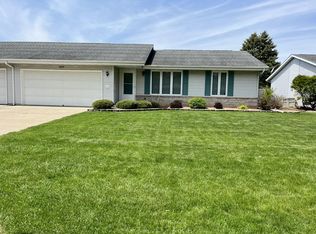 1405 Dayton Dr, Janesville, WI 53546