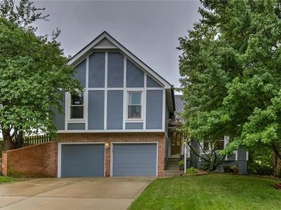 1563 Dartmouth Dr, Liberty, MO, 64068