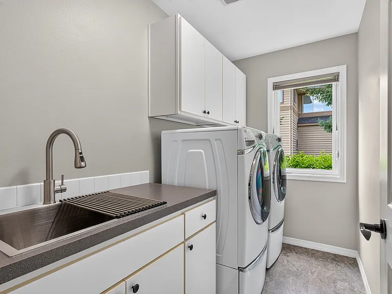 16290 SE 48th Dr — Photo 34