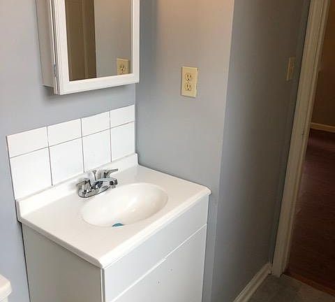 2nd image of 3056 Sarah Lou Dr #3056