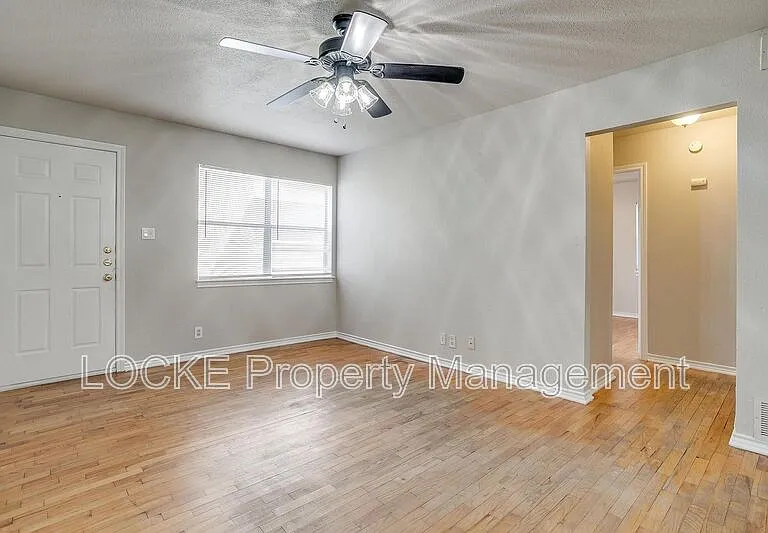 3419 S University Dr #B — Photo 13