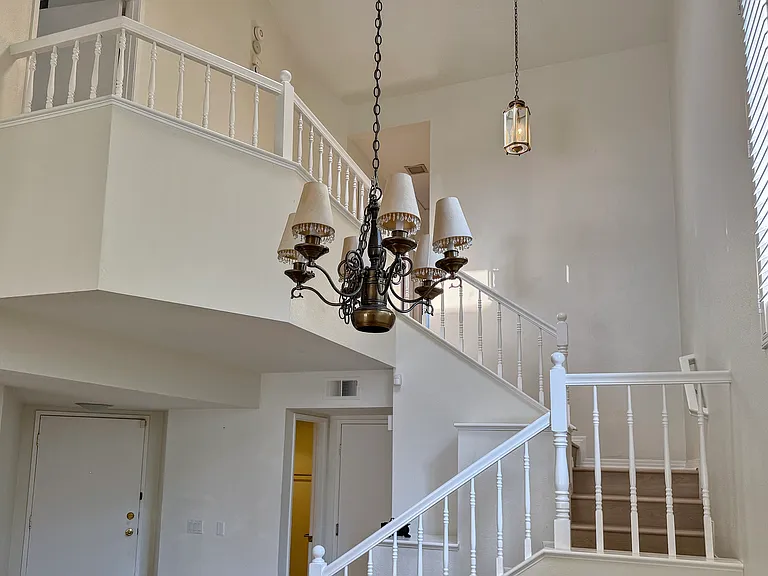 22900 Colombard Ln #5 — Photo 8