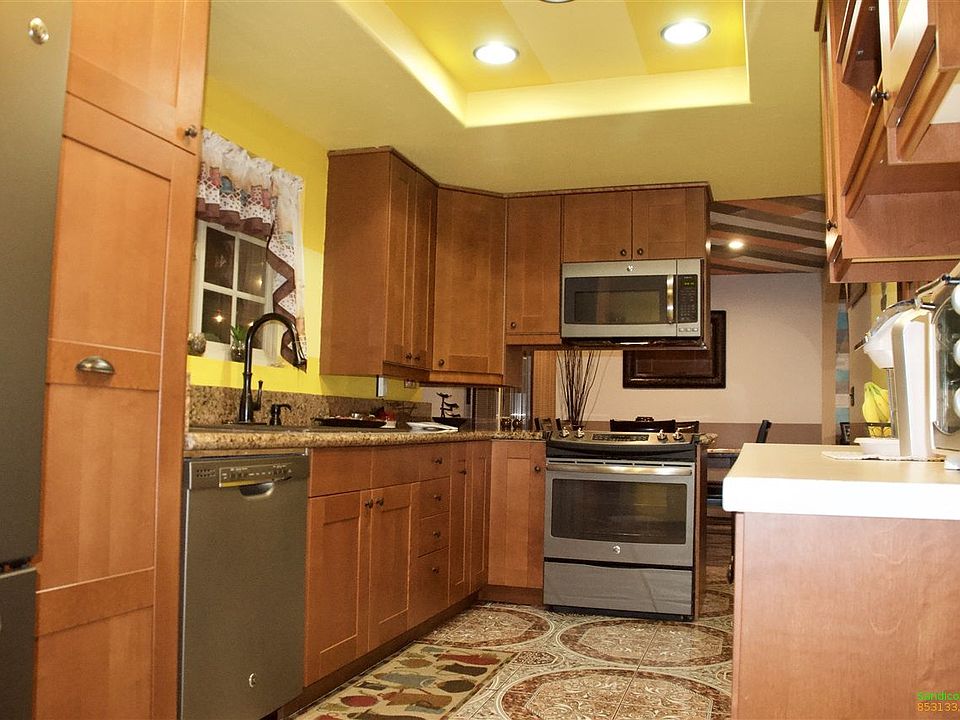 1st image of 826 Hollister St APT B