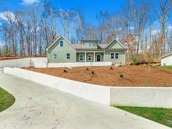 4th image of 417 Bluebird Cir