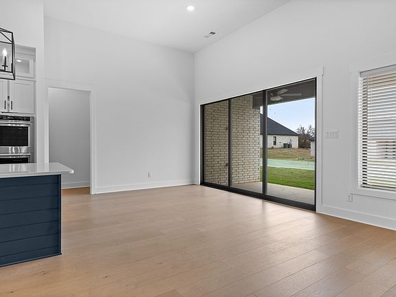 7th image of this home