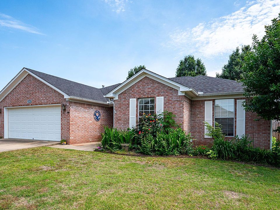 1st image of 2845 Makenzie Dr