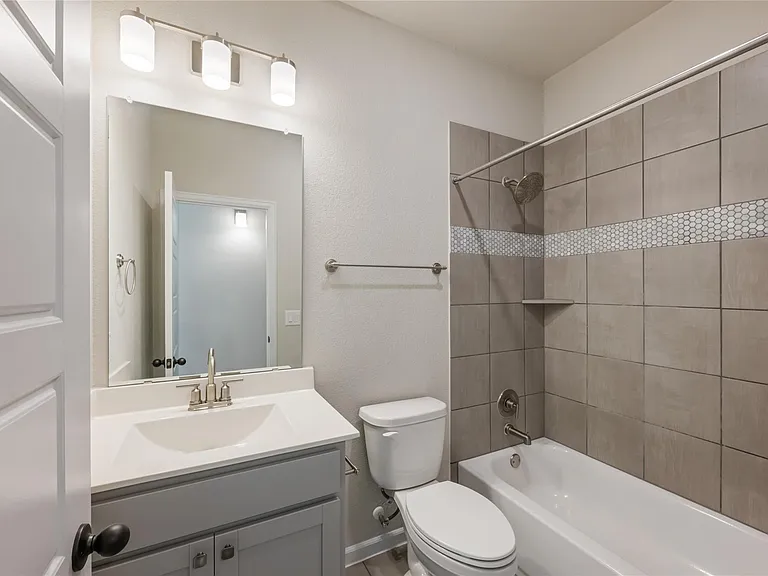 13608 Cibolo Trce #86 — Photo 15