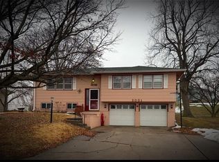 3001 S 33rd Ter, Saint Joseph, MO 64503