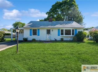 30 Lynn Ave, Middlesex, NJ 08846