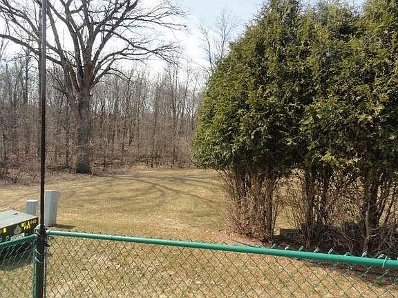 4th image of 553 Wilderness Ct