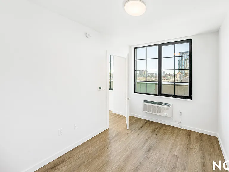 40 Bruckner Blvd #B1020 — Photo 13