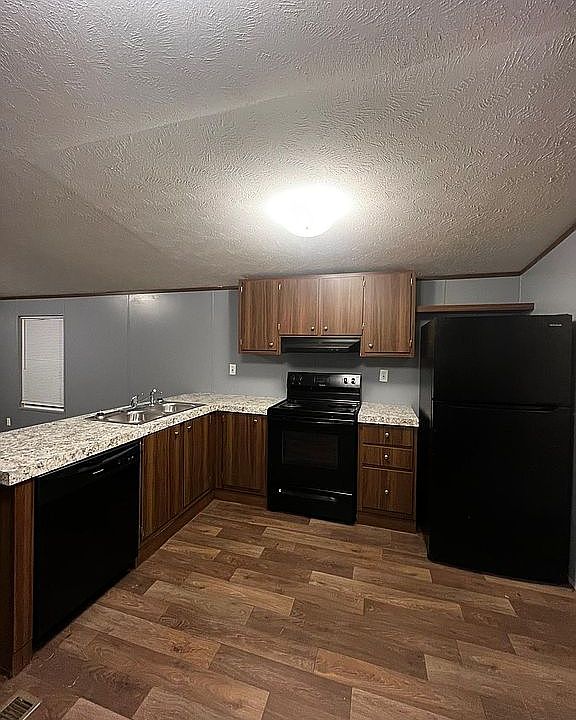 1st image of 1707 E Blanchard Ave #171