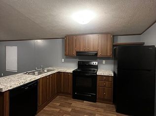1707 E Blanchard Ave #171, Hutchinson, KS 67501