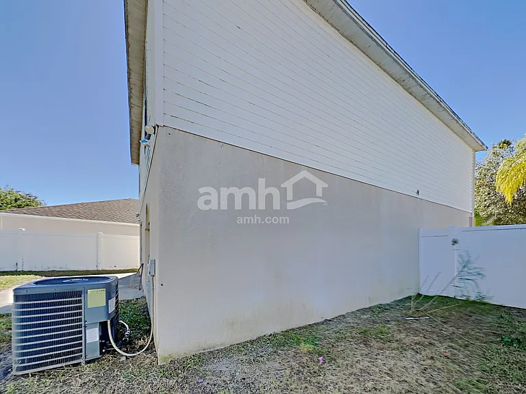 10421 Opus Dr — Photo 19