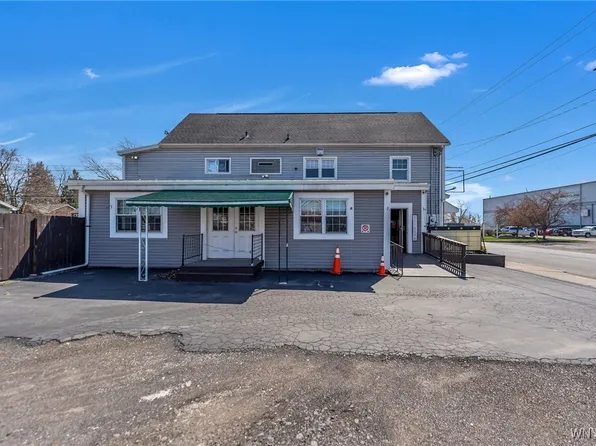 317 Hopkins St, Buffalo, NY 14220