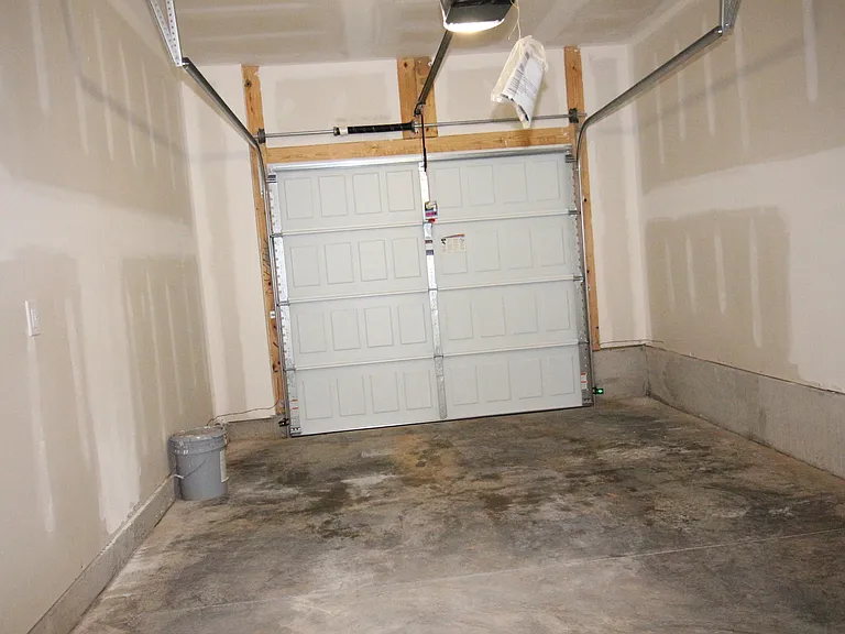 1185 Evelynnview Ln — Photo 6