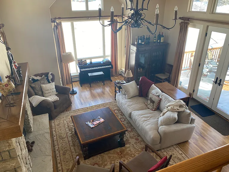 124 Eagles Glen Rd — Photo 8