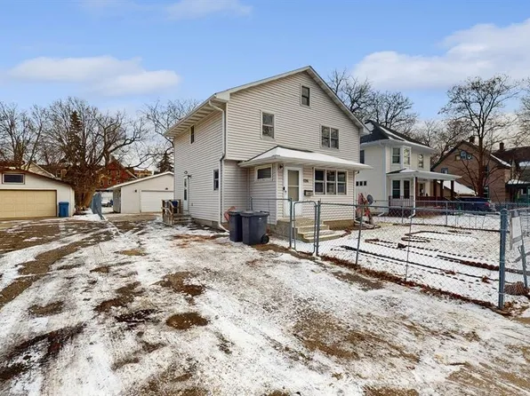 1716 Emerson Ave N, Minneapolis, MN 55411