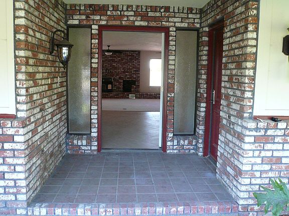 2nd image of 2386 E Wood Ave