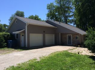508 E Franklin St, Hudson, IL