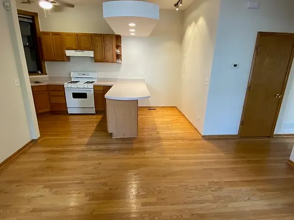 1427 N Wood St, Chicago, IL