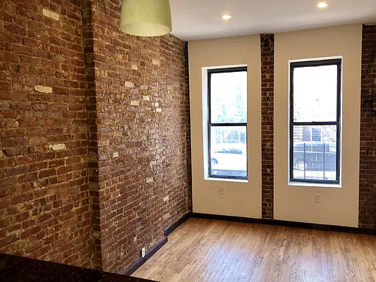 Rented by Chantior Real Estate LLC | media 22