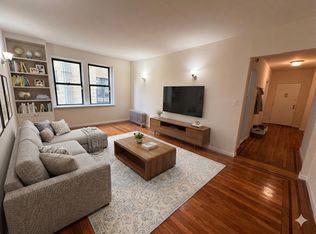 9440 210th St #1BX, Queens Village, NY 11428