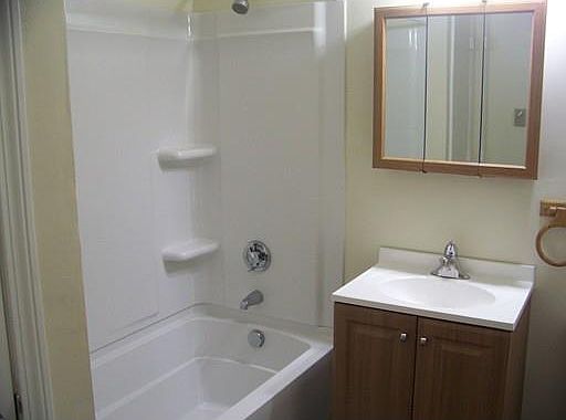 5th image of 207 Samoset St APT A6