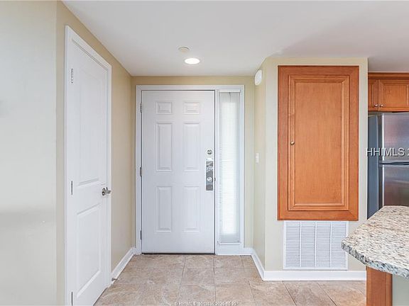 5th image of 77 Ocean Ln APT 510