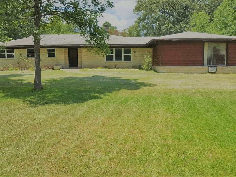 1st image of 1303 Pine Hill Dr
